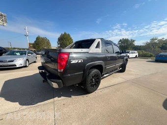 2005 Chevrolet Avalanche 1500 Z71 Crew Cab Short Bed 1SL - miniatura 8