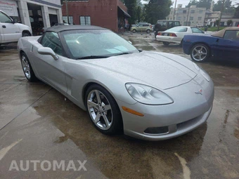 2005 Chevrolet Corvette Convertible - miniatura 4