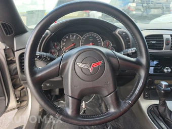 2005 Chevrolet Corvette Coupe - miniatura 10