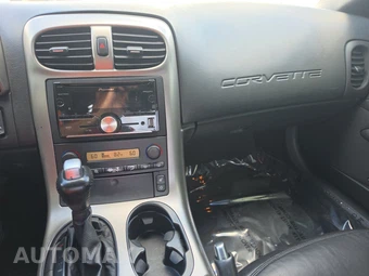 2005 Chevrolet Corvette Coupe - miniatura 11