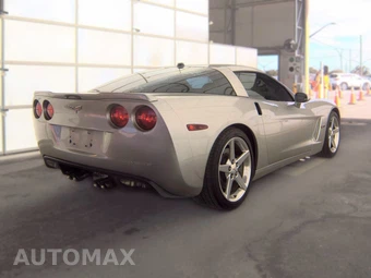 2005 Chevrolet Corvette Coupe - miniatura 4