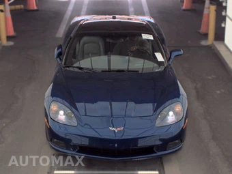 2005 Chevrolet Corvette Coupe - miniatura 2