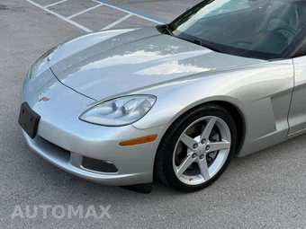2005 Chevrolet Corvette Coupe - miniatura 22