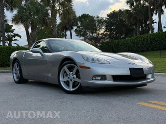 2005 Chevrolet Corvette Coupe - miniatura 3
