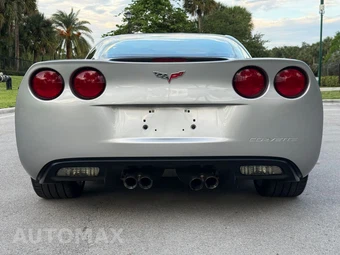 2005 Chevrolet Corvette Coupe - miniatura 41