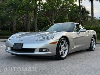 2005 Chevrolet Corvette Coupe - miniatura 5