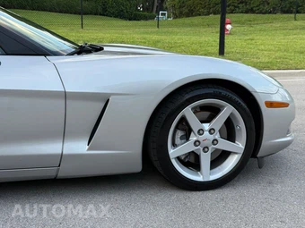 2005 Chevrolet Corvette Coupe - miniatura 53