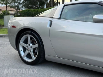 2005 Chevrolet Corvette Coupe - miniatura 56