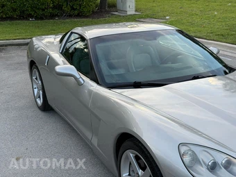 2005 Chevrolet Corvette Coupe - miniatura 61