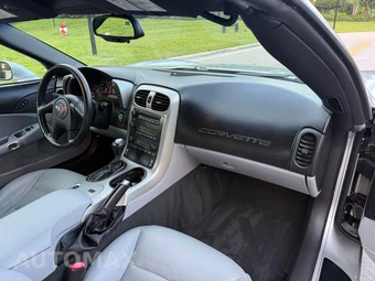 2005 Chevrolet Corvette Coupe - miniatura 78