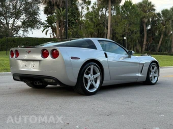 2005 Chevrolet Corvette Coupe - miniatura 9