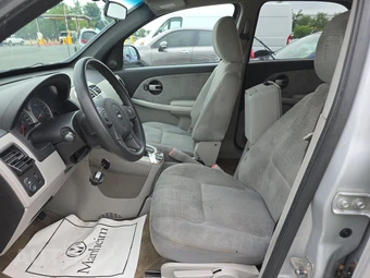 2005 Chevrolet Equinox LS – miniatura 7
