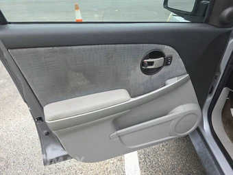 2005 Chevrolet Equinox LS – miniatura 9