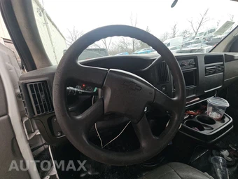 2005 Chevrolet Express 2500 Cargo Van 1SA 135.0" WB - miniatura 10