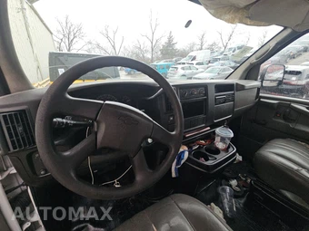 2005 Chevrolet Express 2500 Cargo Van 1SA 135.0" WB - miniatura 11