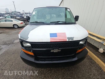 2005 Chevrolet Express 2500 Cargo Van 1SA 135.0" WB - miniatura 2
