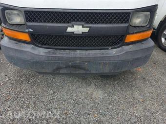 2005 Chevrolet Express 2500 Cargo Van 1SA 135.0" WB - miniatura 23