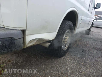 2005 Chevrolet Express 2500 Cargo Van 1SA 135.0" WB - miniatura 31