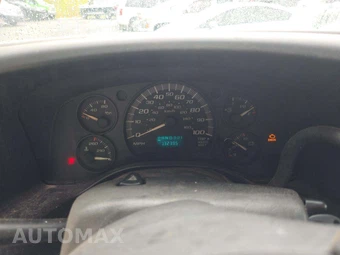 2005 Chevrolet Express 2500 Cargo Van 1SA 135.0" WB - miniatura 9