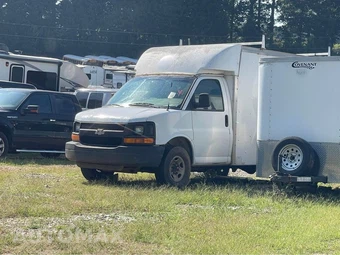 2005 Chevrolet Express 3500 Cutaway 1SA 9600 GVWR - miniatura 4