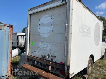 2005 Chevrolet Express 3500 Cutaway 1SA 9600 GVWR - miniatura 8