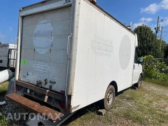 2005 Chevrolet Express 3500 Cutaway 1SA 9600 GVWR - miniatura 9