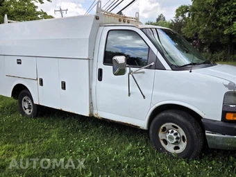 2005 Chevrolet Express 3500 Cutaway 1SA 9600 GVWR