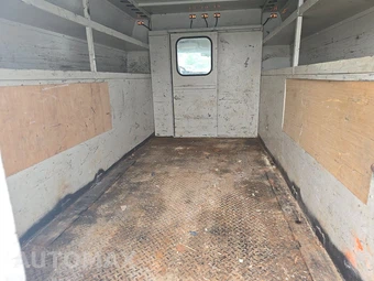 2005 Chevrolet Express 3500 Cutaway 1SA 9600 GVWR - miniatura 17