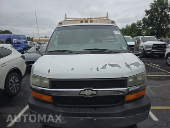 2005 Chevrolet Express 3500 Cutaway 1SA 9600 GVWR - miniatura 2