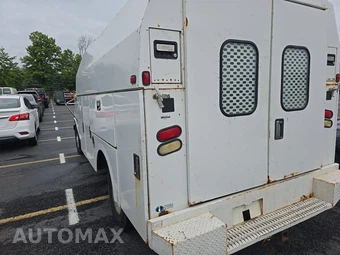 2005 Chevrolet Express 3500 Cutaway 1SA 9600 GVWR - miniatura 6