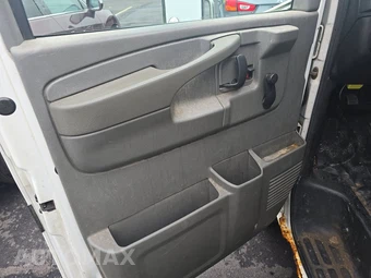 2005 Chevrolet Express 3500 Cutaway 1SA 9600 GVWR - miniatura 9