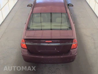 2005 Chevrolet Malibu LS Sedan - miniatura 5