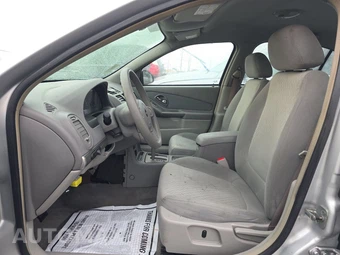 2005 Chevrolet Malibu Sedan - miniatura 7