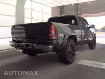 2005 Chevrolet Silverado 1500 LS Extended Cab Medium Bed 1SB w/Rear Doors – miniatura 5
