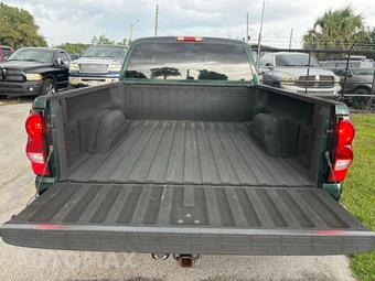 2005 Chevrolet Silverado 1500 LS Extended Cab Medium Bed 1SB w/Rear Doors - miniatura 14