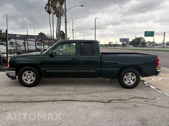 2005 Chevrolet Silverado 1500 LS Extended Cab Medium Bed 1SB w/Rear Doors - miniatura 3
