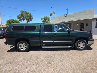2005 Chevrolet Silverado 1500 LT Extended Cab Medium Bed 1SC w/Rear Doors - miniatura 4