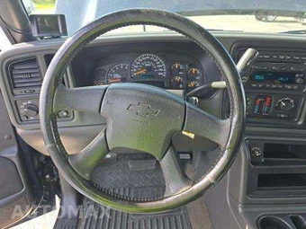 2005 Chevrolet Silverado 2500HD LS Extended Cab Medium Bed 1SB w/Rear Doors - miniatura 33