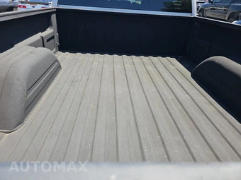 2005 Chevrolet Silverado 2500HD LT Crew Cab Medium Bed 1SC - miniatura 16