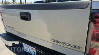 2005 Chevrolet Silverado 2500HD LT Crew Cab Medium Bed 1SC - miniatura 28