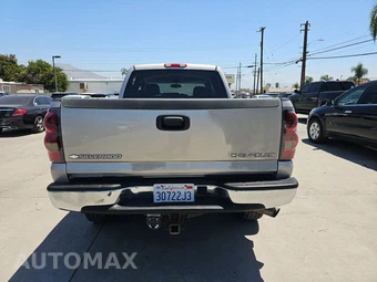 2005 Chevrolet Silverado 2500HD LT Crew Cab Medium Bed 1SC - miniatura 5