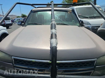 2005 Chevrolet Silverado 2500HD WT Regular Cab Long Bed 1SW – miniatura 14