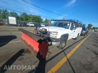 2005 Chevrolet Silverado 2500HD WT Regular Cab Long Bed 1SW
