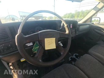 2005 Chevrolet Silverado 2500HD WT Regular Cab Long Bed 1SW - miniatura 10