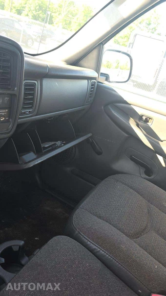 2005 Chevrolet Silverado 2500HD WT Regular Cab Long Bed 1SW - miniatura 29