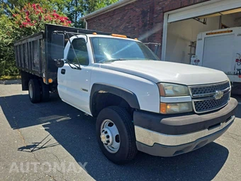 2005 Chevrolet Silverado 3500 Cab Chassis WT Regular Cab 1SW DRW - miniatura 4