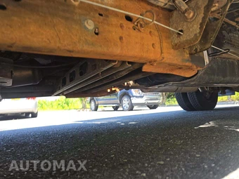 2005 Chevrolet Silverado 3500 Cab Chassis WT Regular Cab 1SW DRW - miniatura 7