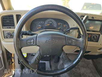 2005 Chevrolet Suburban 1500 LS – miniatura 10
