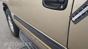 2005 Chevrolet Suburban 1500 LS – miniatura 28