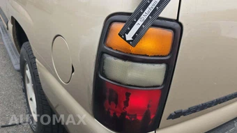 2005 Chevrolet Suburban 1500 LS – miniatura 36